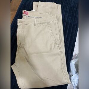 Levi's Tan Chinos Classic Cotton Twill 34x30